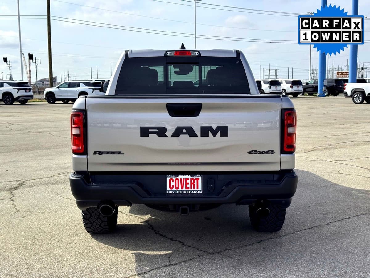 2025 Ram 1500 - Image 7