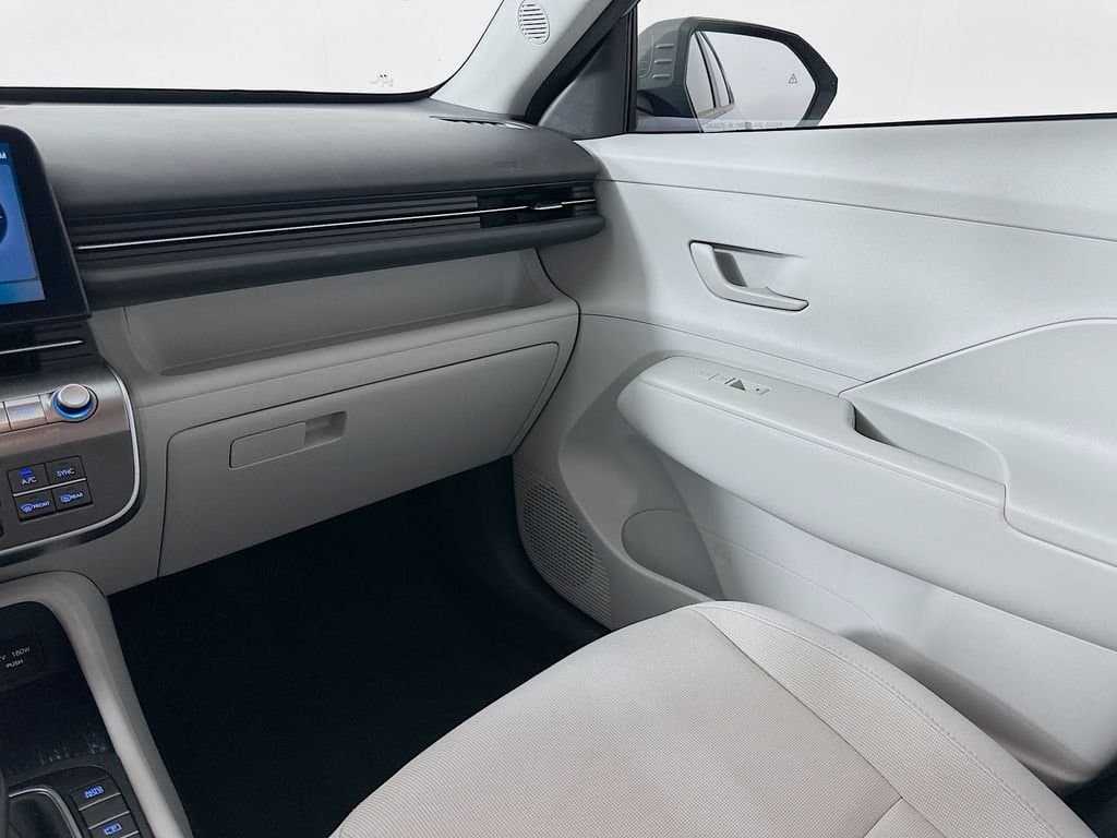 2024 HYUNDAI Kona - Image 23