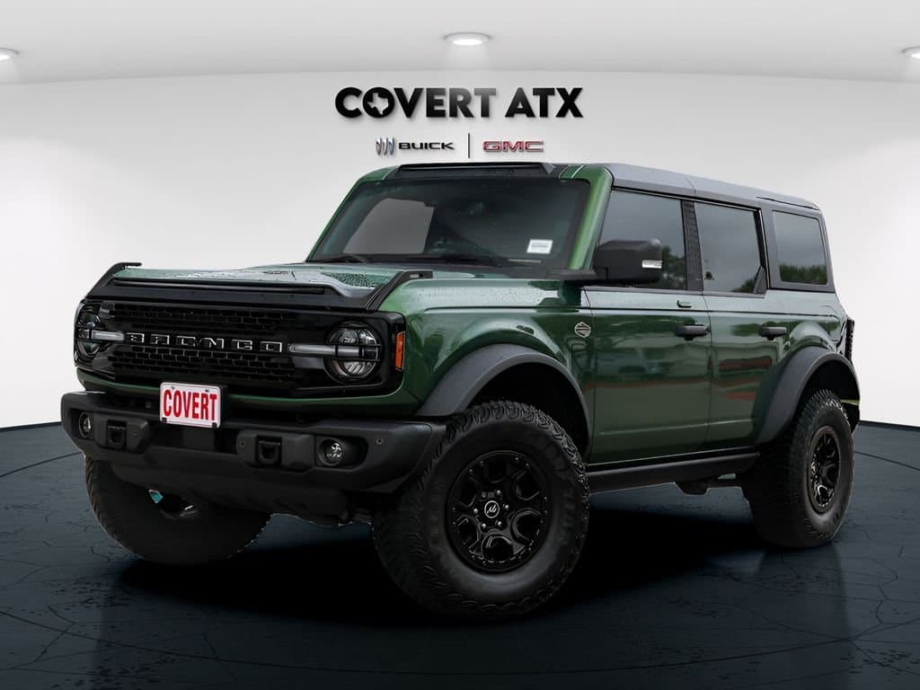 2023 Ford Bronco - Image 2