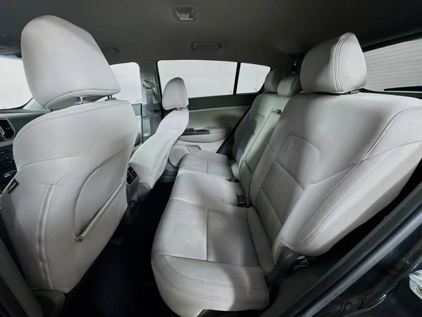 2017 Kia Sportage - Image 27