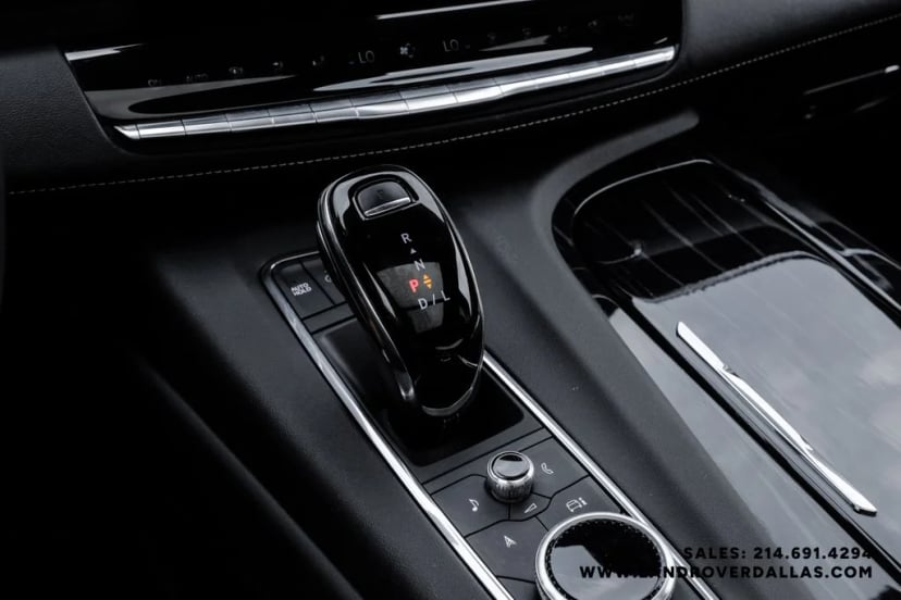 2023 Cadillac Escalade - Image 31
