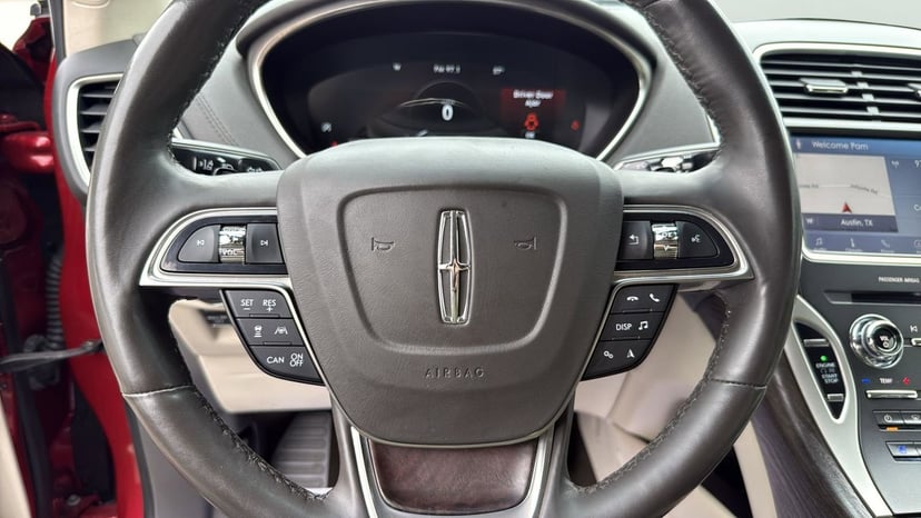 2020 Lincoln Nautilus - Image 15