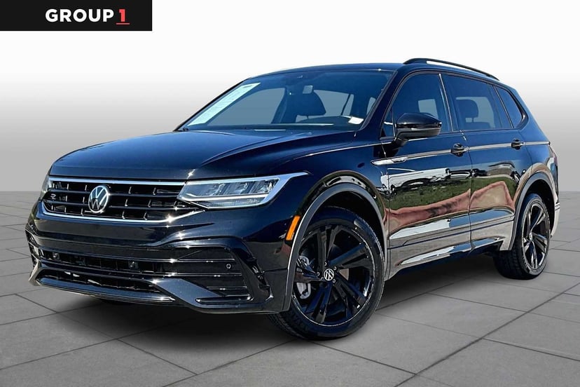2024 Volkswagen Tiguan - Image 1