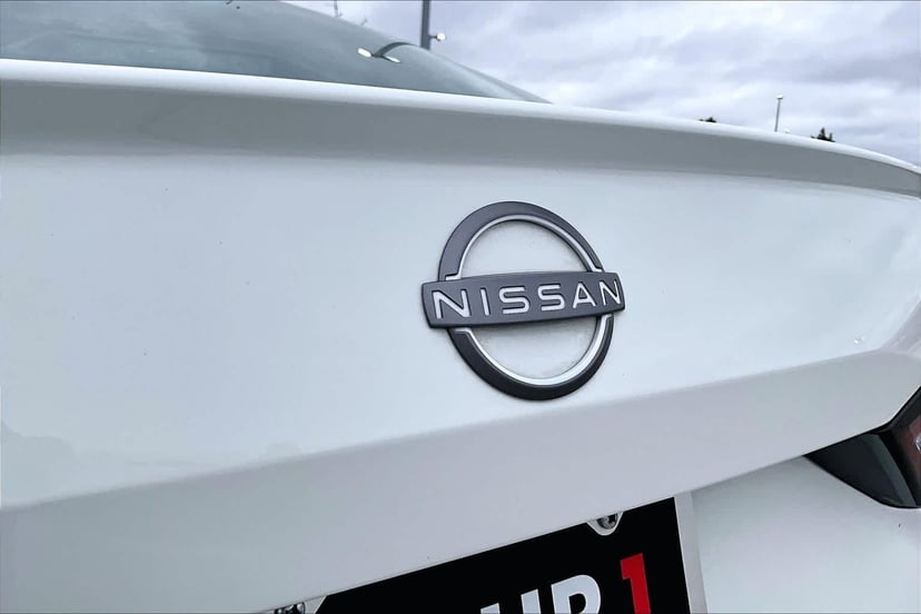 2025 Nissan Altima - Image 31