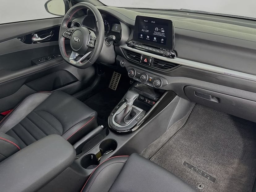 2020 Kia Forte - Image 35