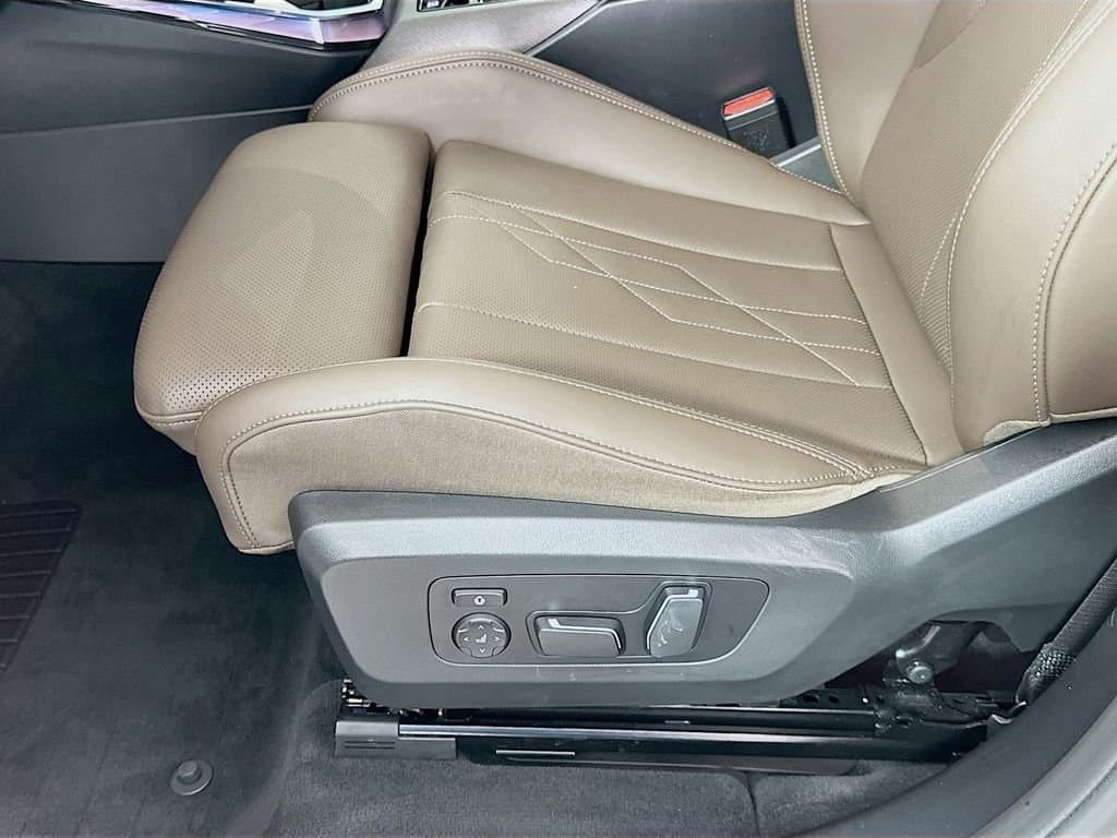 2025 BMW X3 - Image 19