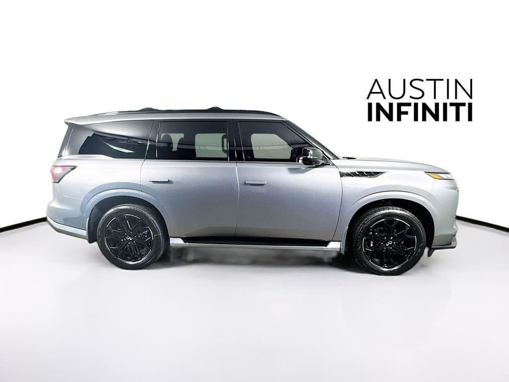 2026 INFINITI QX80 - Image 9