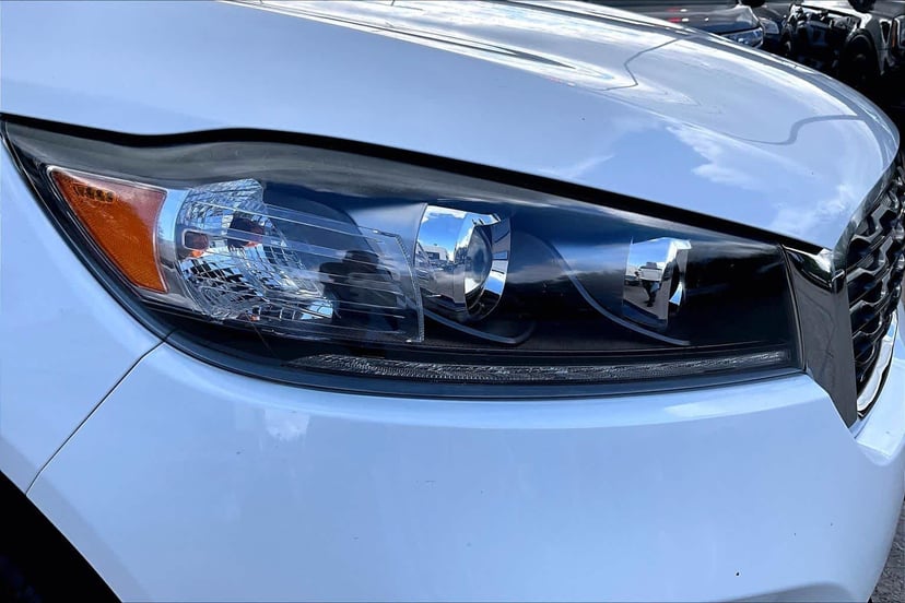2020 Kia Sorento - Image 27