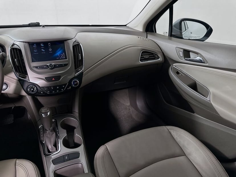 2017 Chevrolet Cruze - Image 22