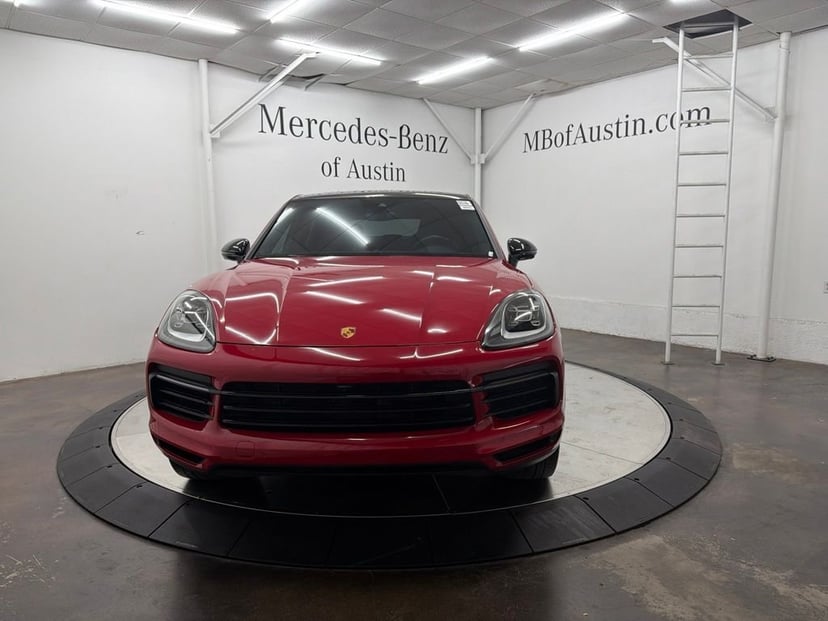 2022 Porsche Cayenne E-Hybrid Coupe - Image 2