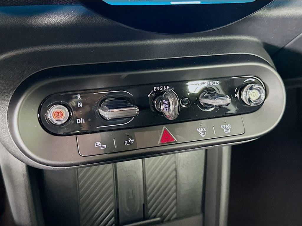 2025 MINI Cooper - Image 15