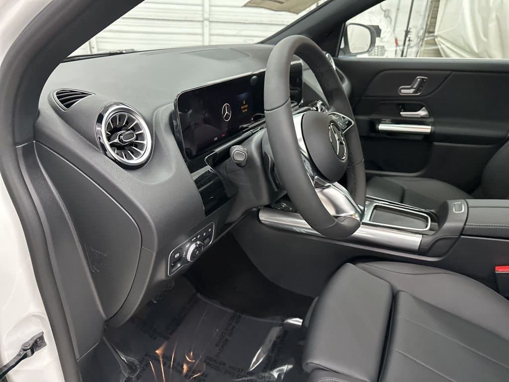 2026 MERCEDES-BENZ GLA - Image 10