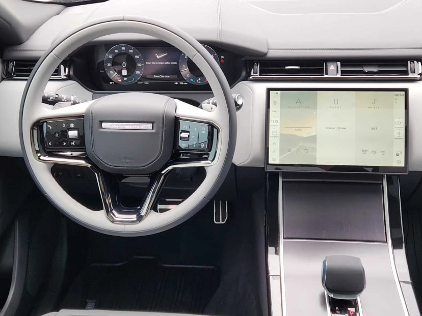 2026 LAND ROVER Range Rover Velar - Image 24