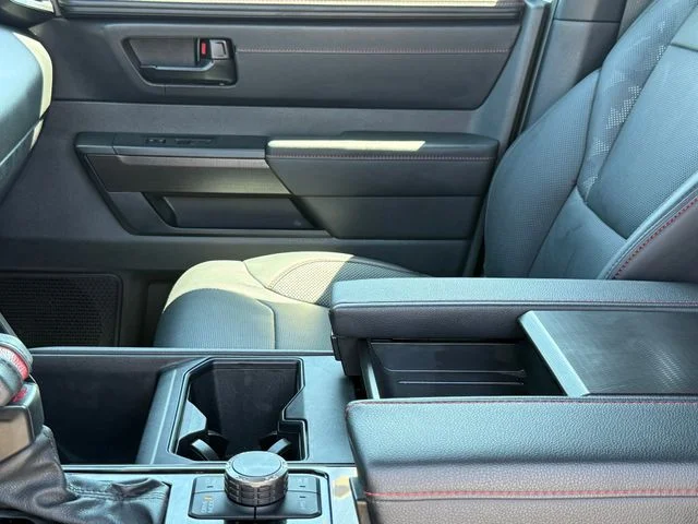 2024 Toyota Tundra Hybrid - Image 9