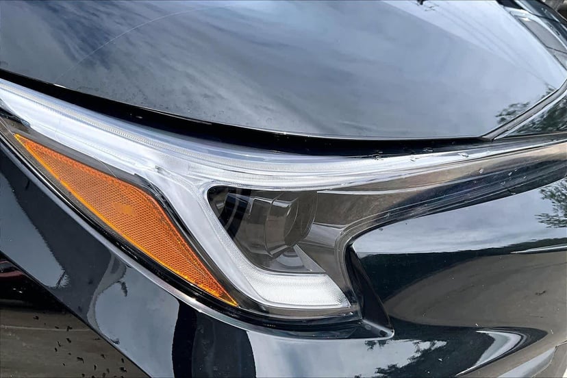 2025 Toyota Corolla - Image 26