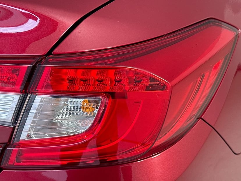 2022 Honda Accord - Image 34