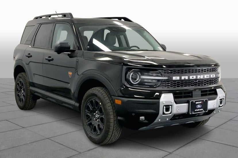 2025 Ford Bronco Sport - Image 2