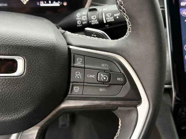 2024 Jeep Grand Cherokee - Image 17