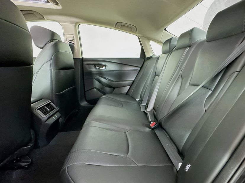 2026 Honda Accord Hybrid - Image 35