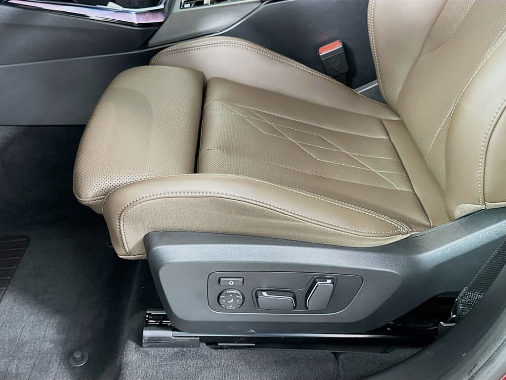 2025 BMW X3 - Image 19