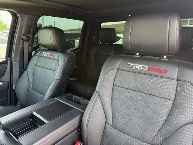 2025 Toyota Tundra Hybrid - Image 12