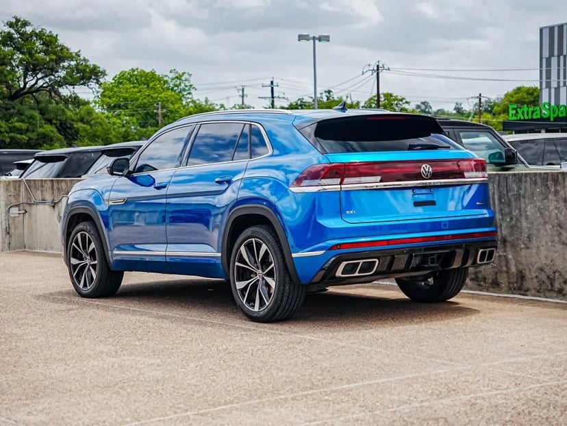 2024 Volkswagen Atlas Cross Sport - Image 9