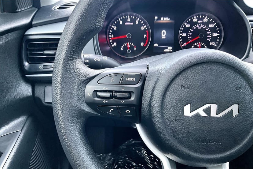 2023 Kia Rio 5-Door - Image 23