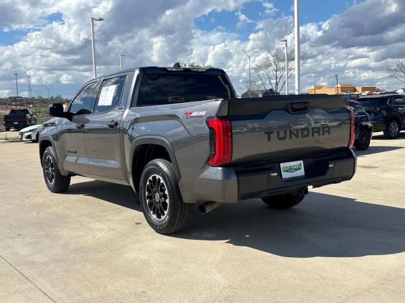 2022 Toyota Tundra - Image 3