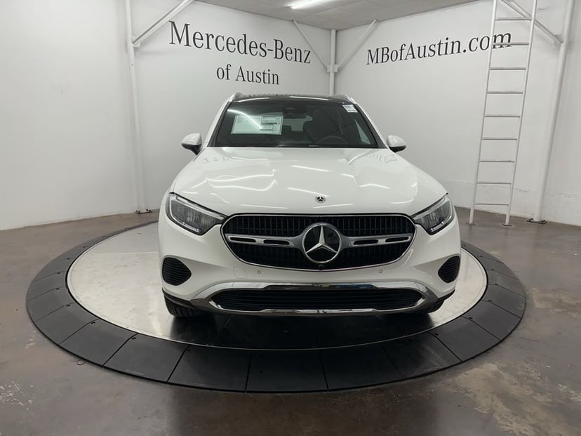 2026 Mercedes-Benz GLC - Image 2