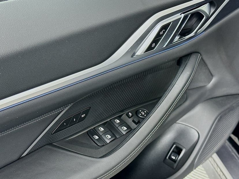 2023 BMW i4 - Image 18