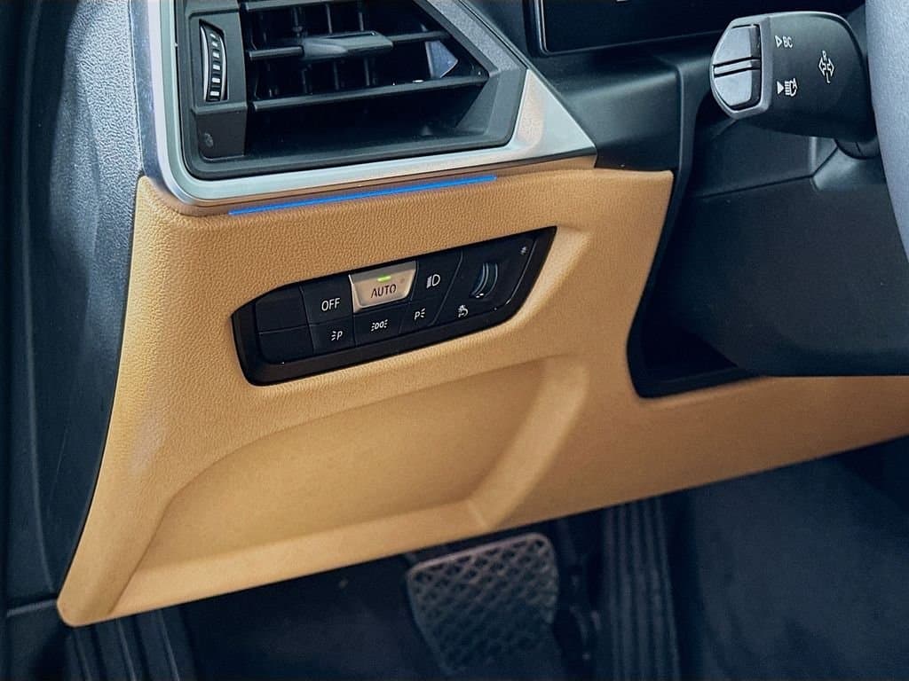 2023 BMW i4 - Image 10