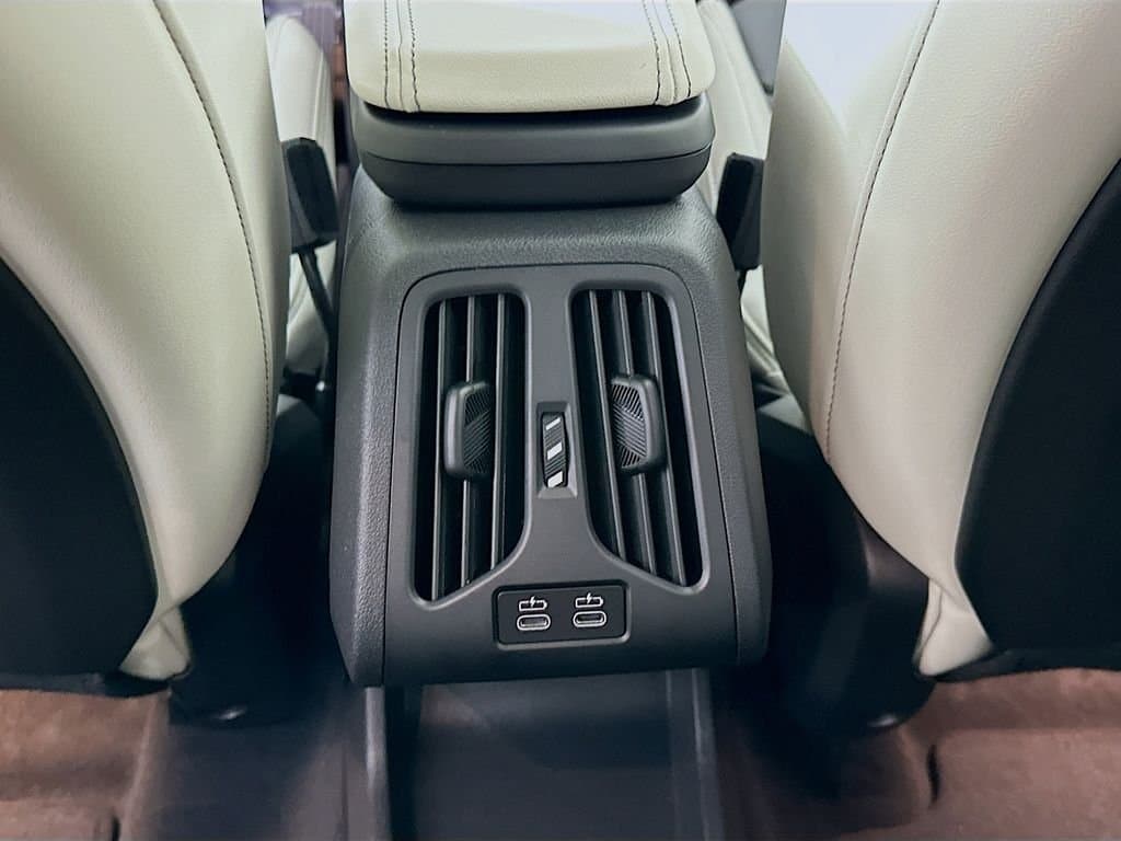 2026 BMW X1 - Image 18