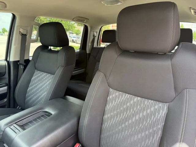 2021 Toyota Tundra - Image 13