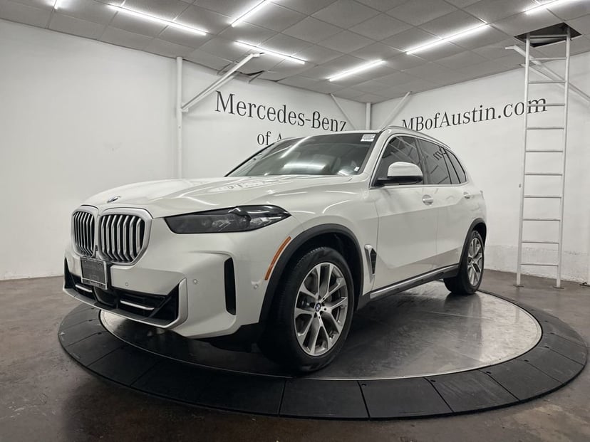 2024 BMW X5 - Image 3