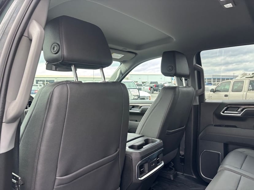 2025 Chevrolet Silverado 1500 - Image 28