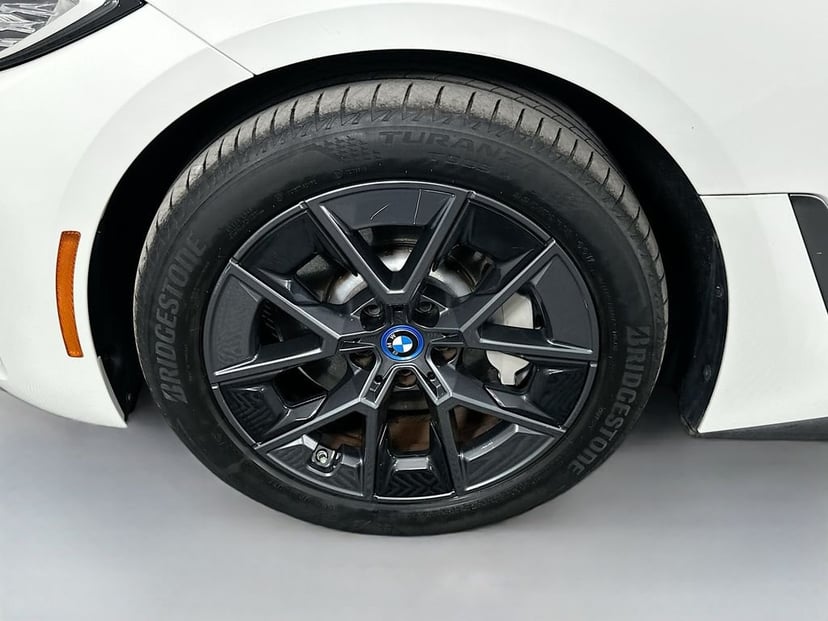 2023 BMW i4 - Image 32