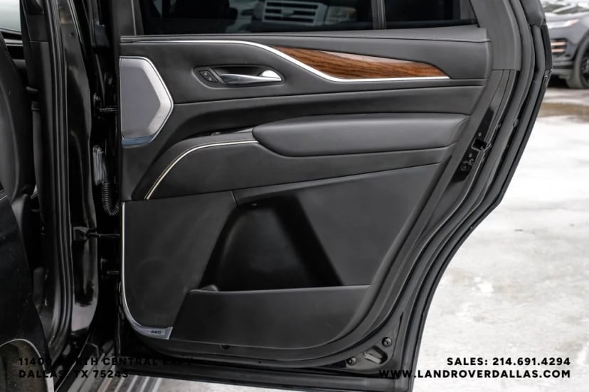 2021 Cadillac Escalade - Image 55