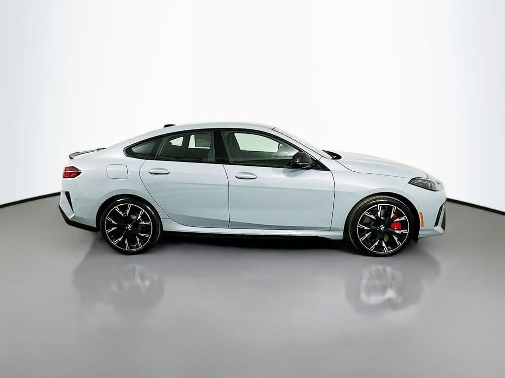 2026 BMW 2 Series - Image 4