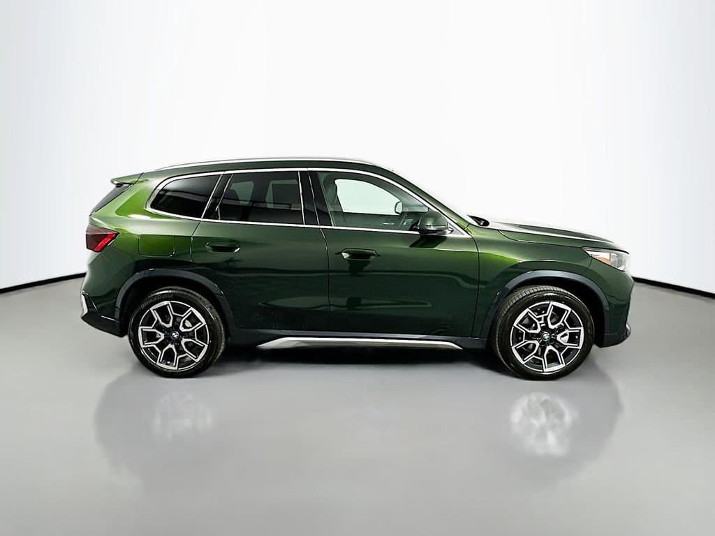 2025 BMW X1 - Image 4