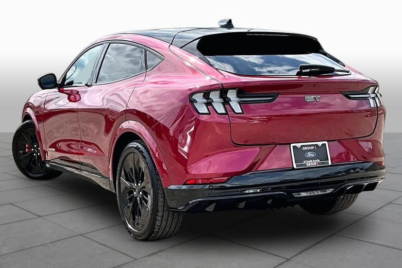 2025 Ford Mustang Mach-E - Image 11