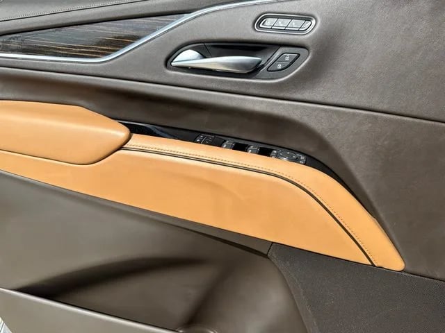 2021 Cadillac Escalade ESV - Image 25
