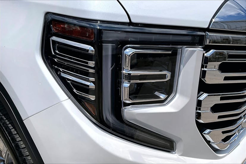 2024 GMC Sierra 1500 - Image 27
