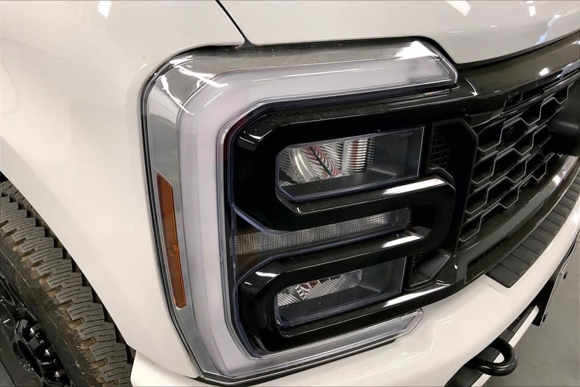 2026 Ford Super Duty - Image 13