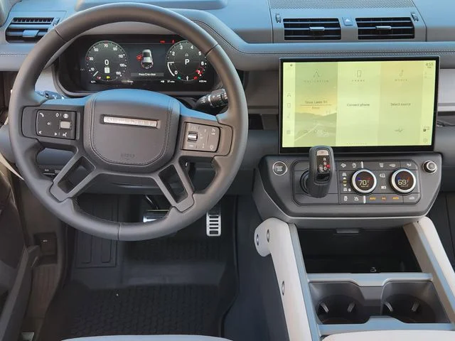 2026 Land Rover Defender 110 - Image 26