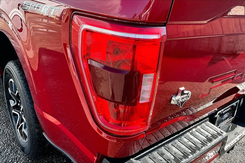 2022 Ford F-150 - Image 28