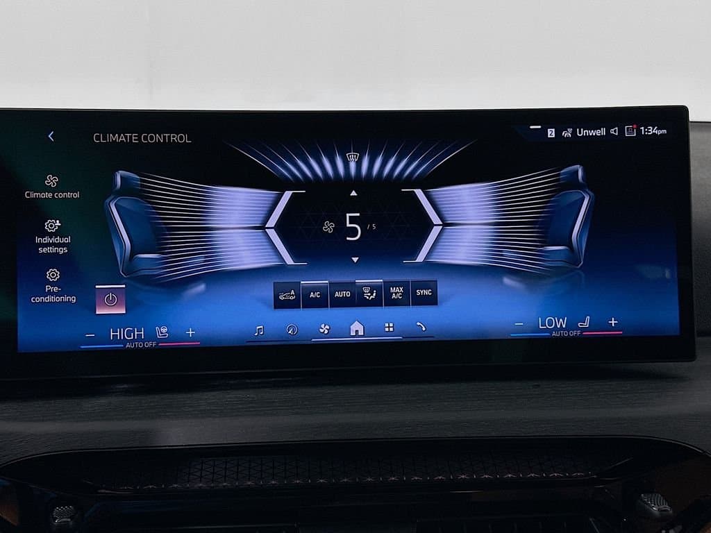 2026 BMW 3 Series - Image 14