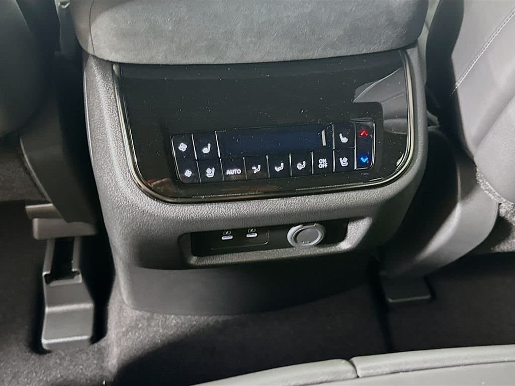 2026 INFINITI QX80 - Image 29