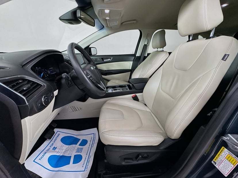 2022 Ford Edge - Image 25