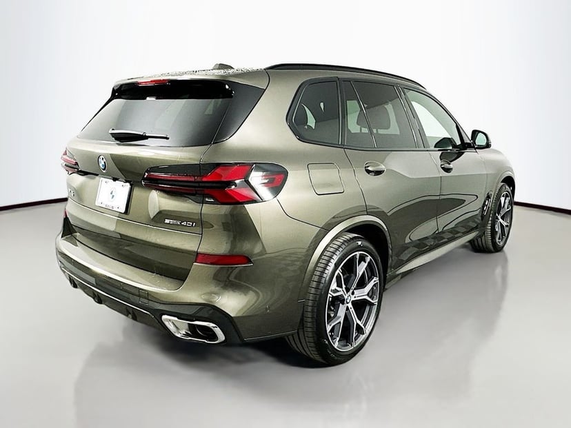 2026 BMW X5 - Image 5
