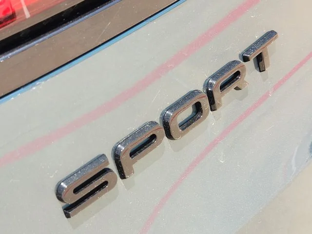 2026 Land Rover Range Rover Sport - Image 8